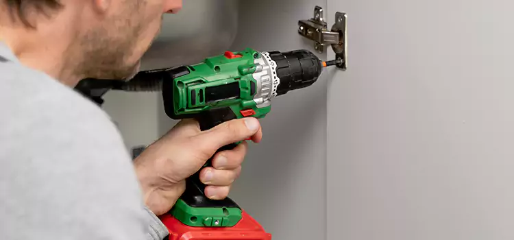 Commercial Door Hinge Repair Oakton